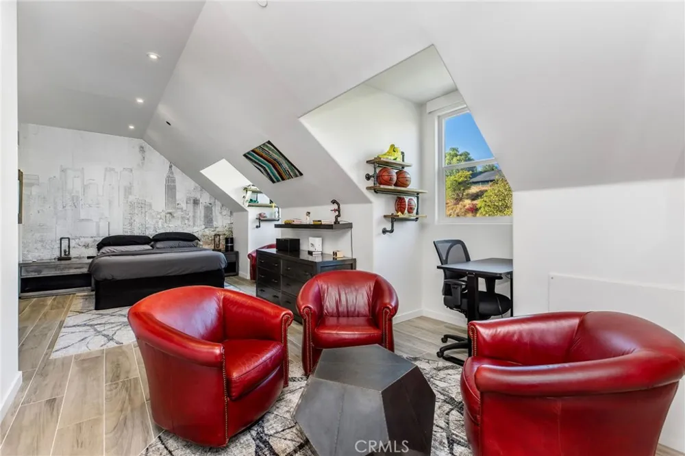 207 SADDLEBOW ROAD Bell Canyon, CA 91307