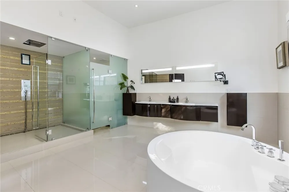 207 SADDLEBOW ROAD Bell Canyon, CA 91307