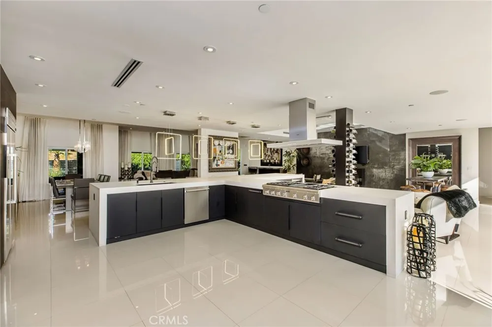 207 SADDLEBOW ROAD Bell Canyon, CA 91307