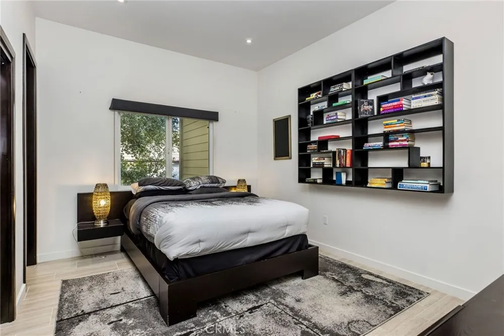 207 SADDLEBOW ROAD Bell Canyon, CA 91307
