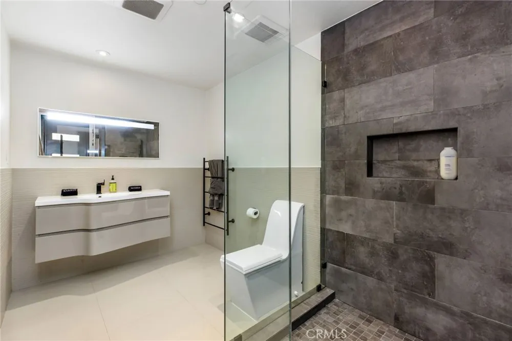207 SADDLEBOW ROAD Bell Canyon, CA 91307
