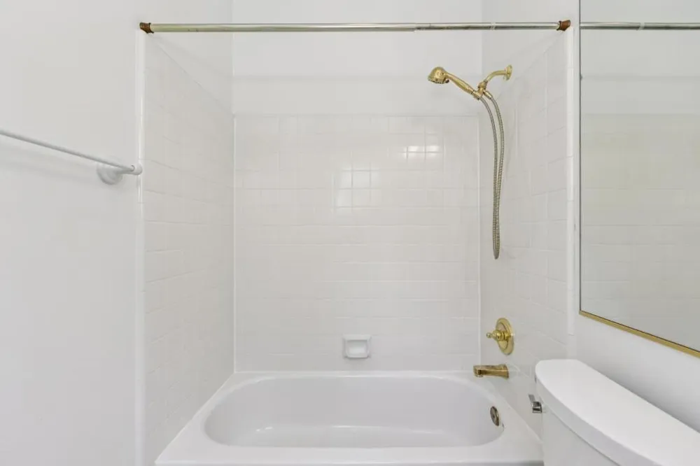 3421 El Camino Real #38C Atherton, CA 94027