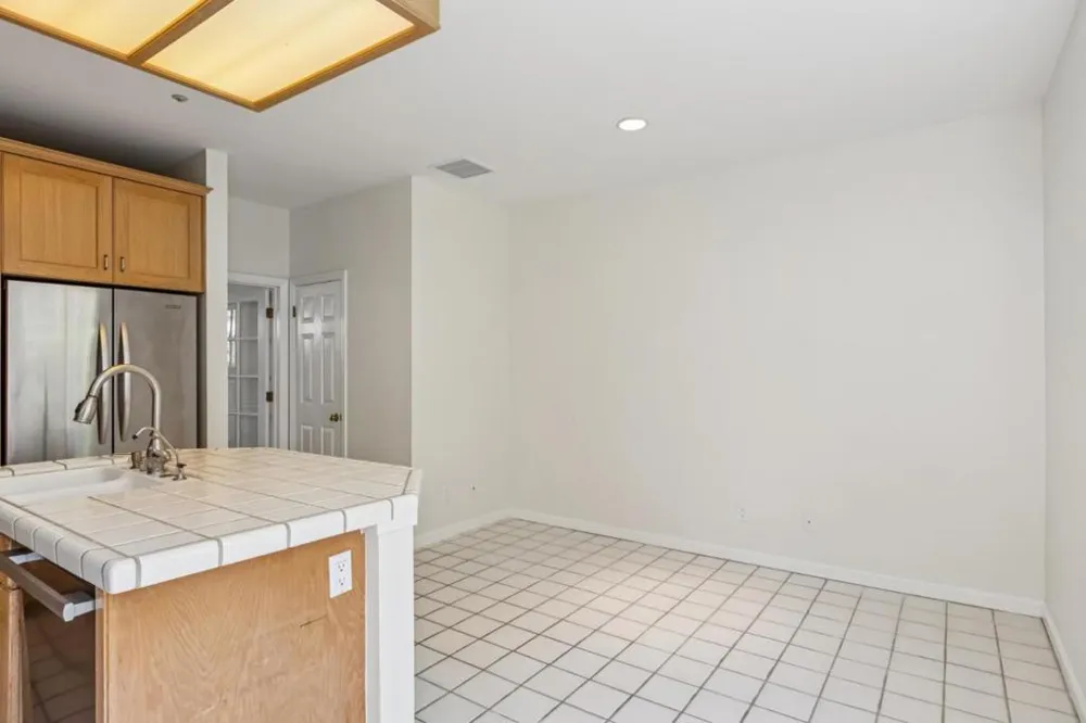 3421 El Camino Real #38C Atherton, CA 94027