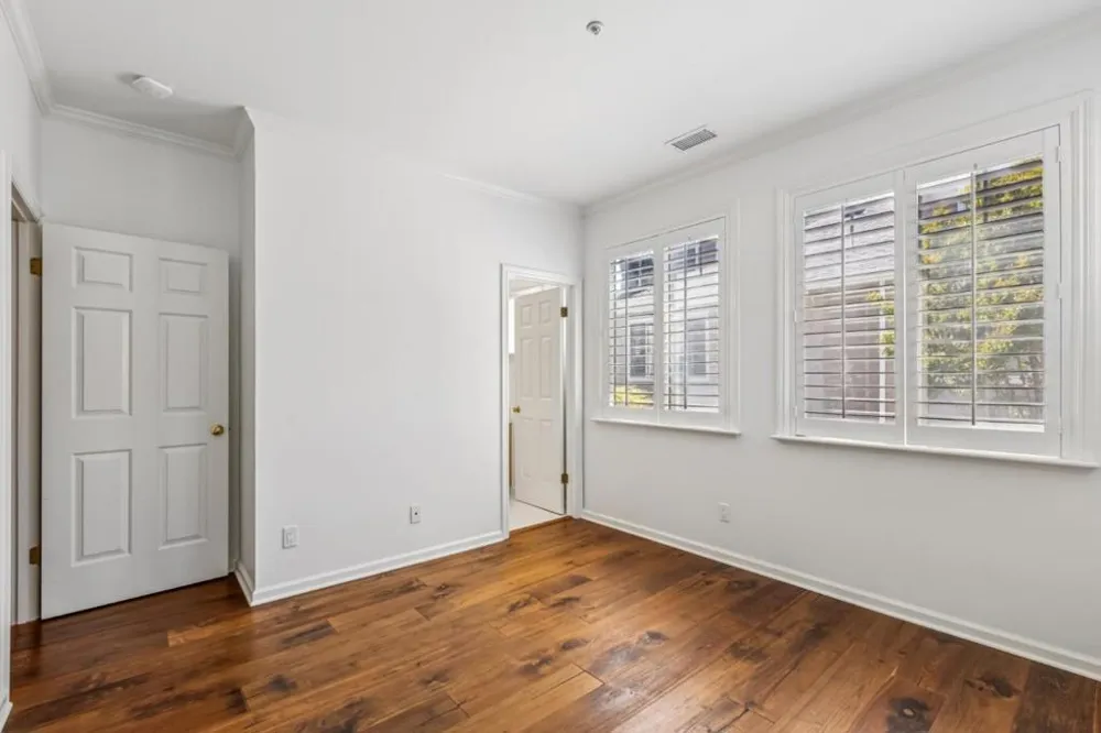 3421 El Camino Real #38C Atherton, CA 94027