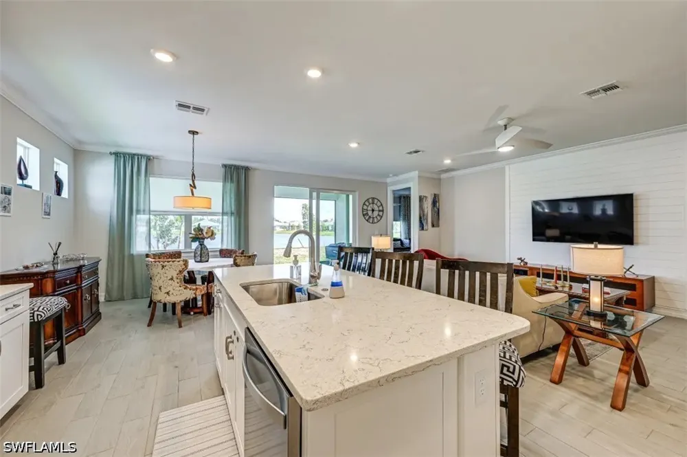 Address Not Shown Naples, FL 34114