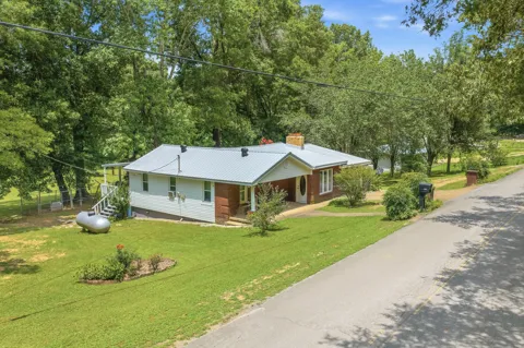 8120 Mount Carmel Rd