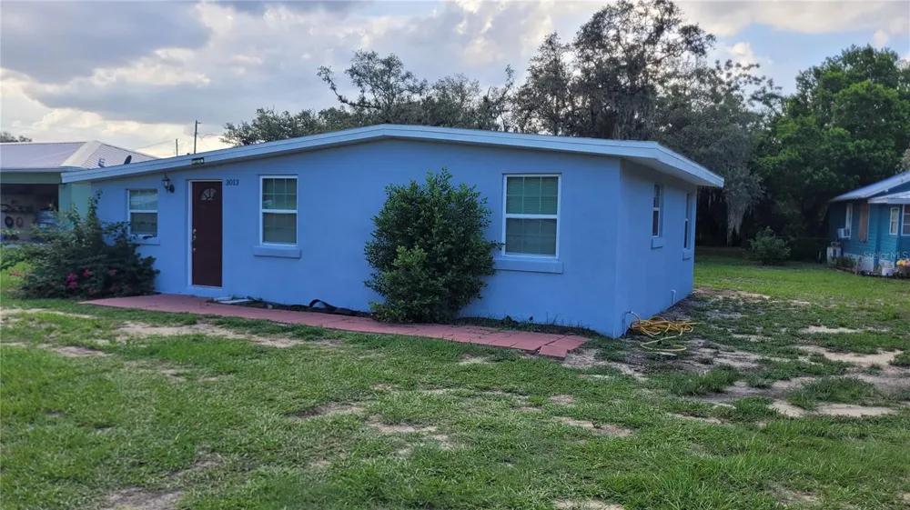 3013 LAUREL AVENUE Lake Wales, FL 33898