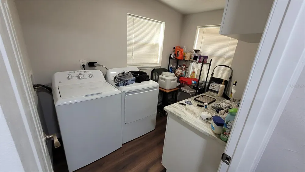 3013 LAUREL AVENUE Lake Wales, FL 33898