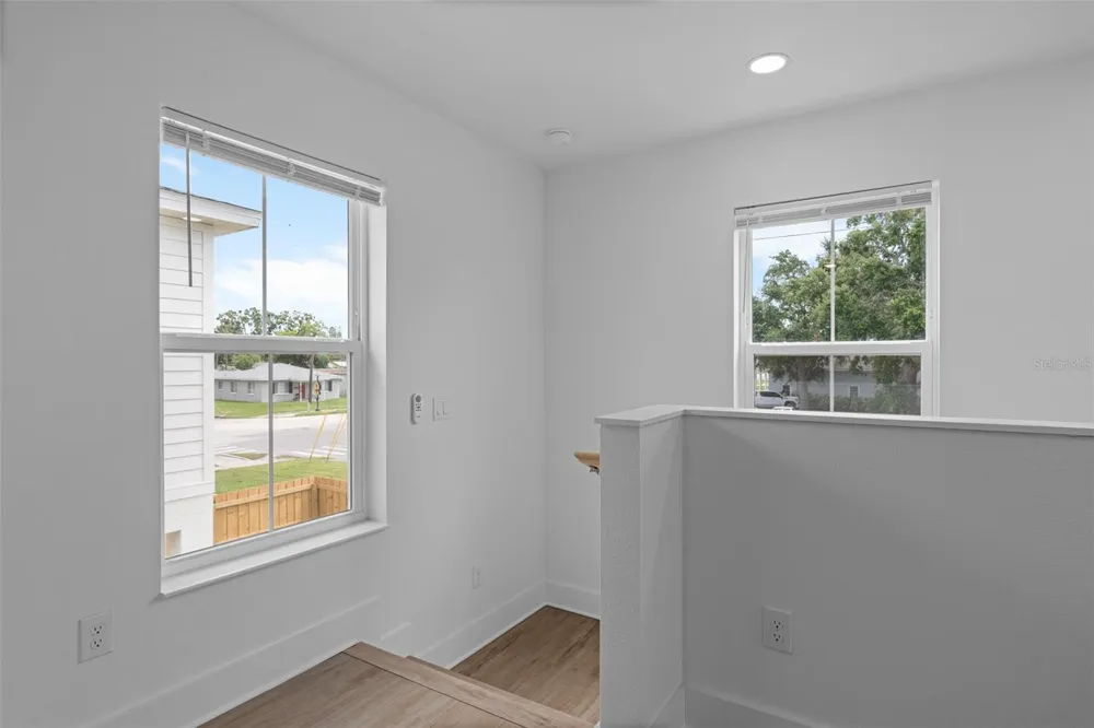 505 43RD STREET S #505 1/2 St Petersburg, FL 33711