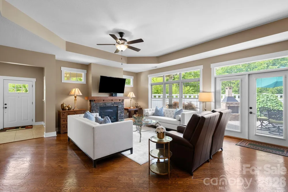 19 Westfield Way Candler, NC 28715