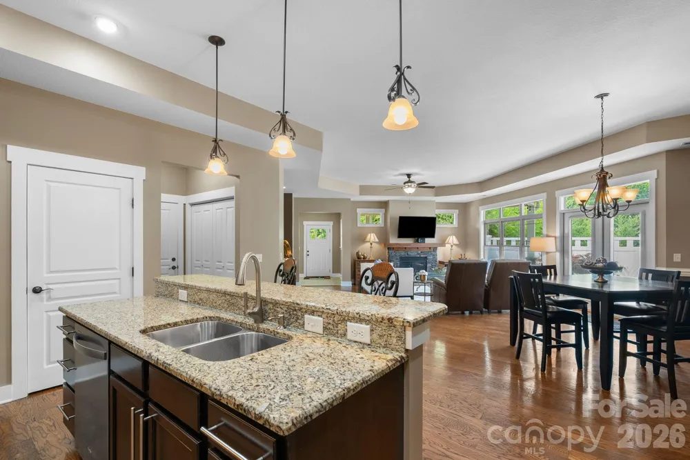 19 Westfield Way Candler, NC 28715