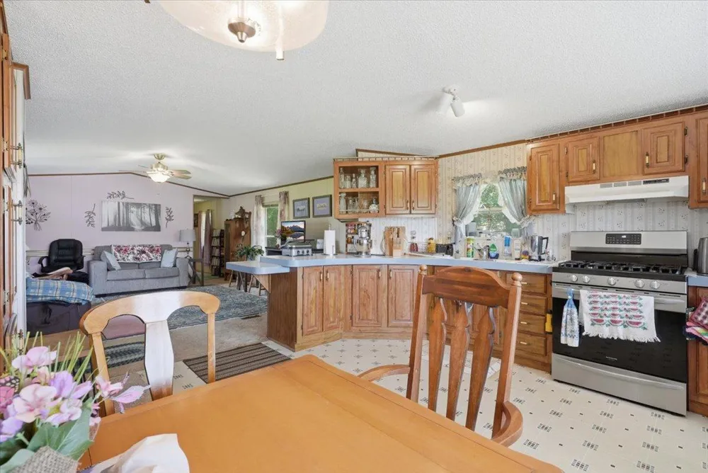 N1405 County Road Z Eau Galle, WI 54737