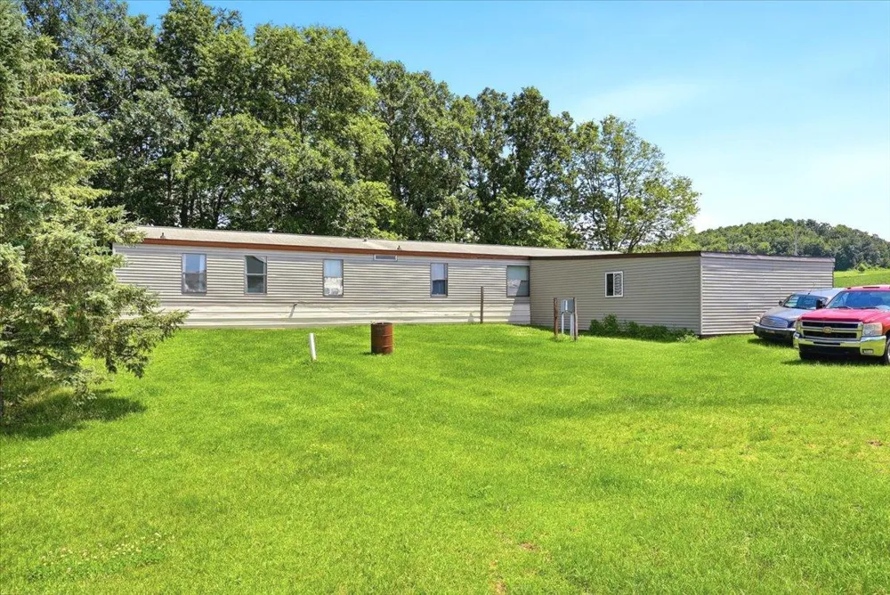 N1405 County Road Z Eau Galle, WI 54737
