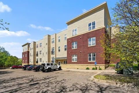 1776 Maryland Avenue E #201