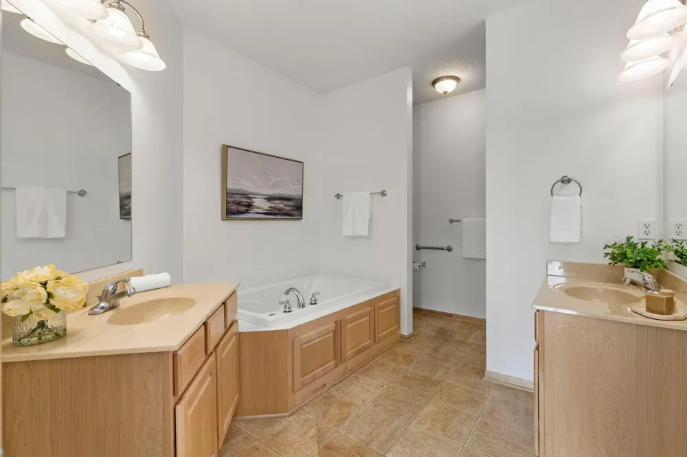 6434 Manchester Avenue NE Otsego, MN 55301