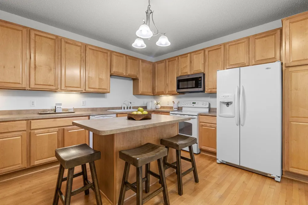 6434 Manchester Avenue NE Otsego, MN 55301