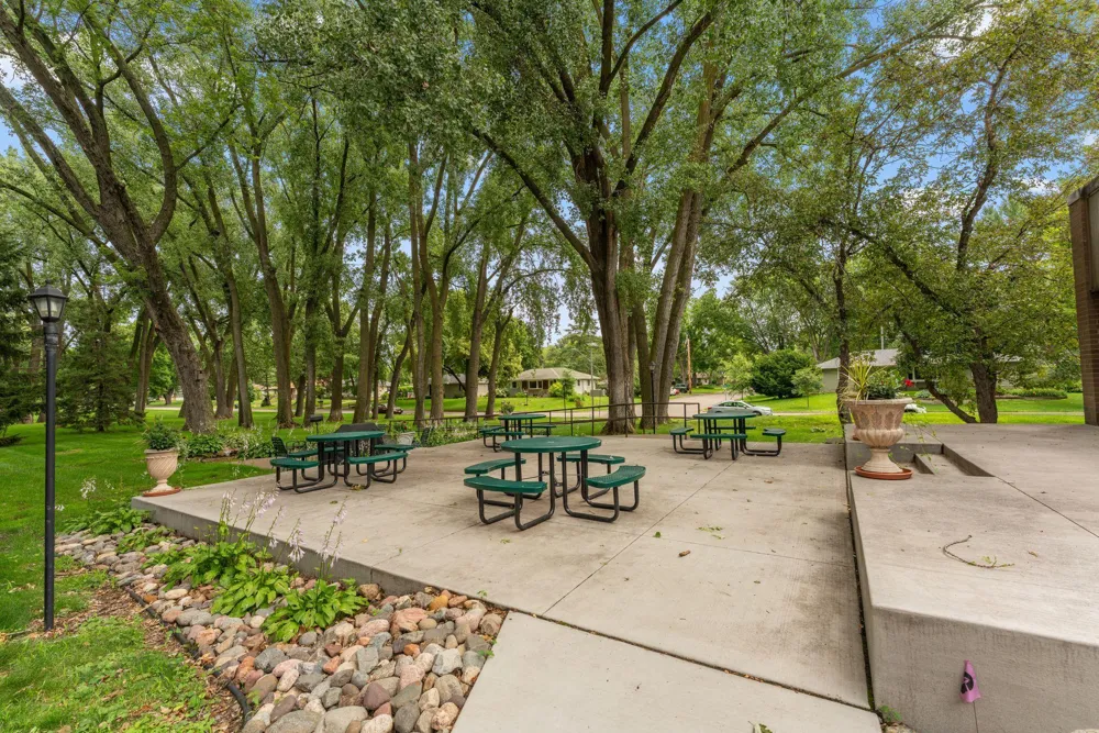 2800 Hamline Avenue #216 Roseville, MN 55113