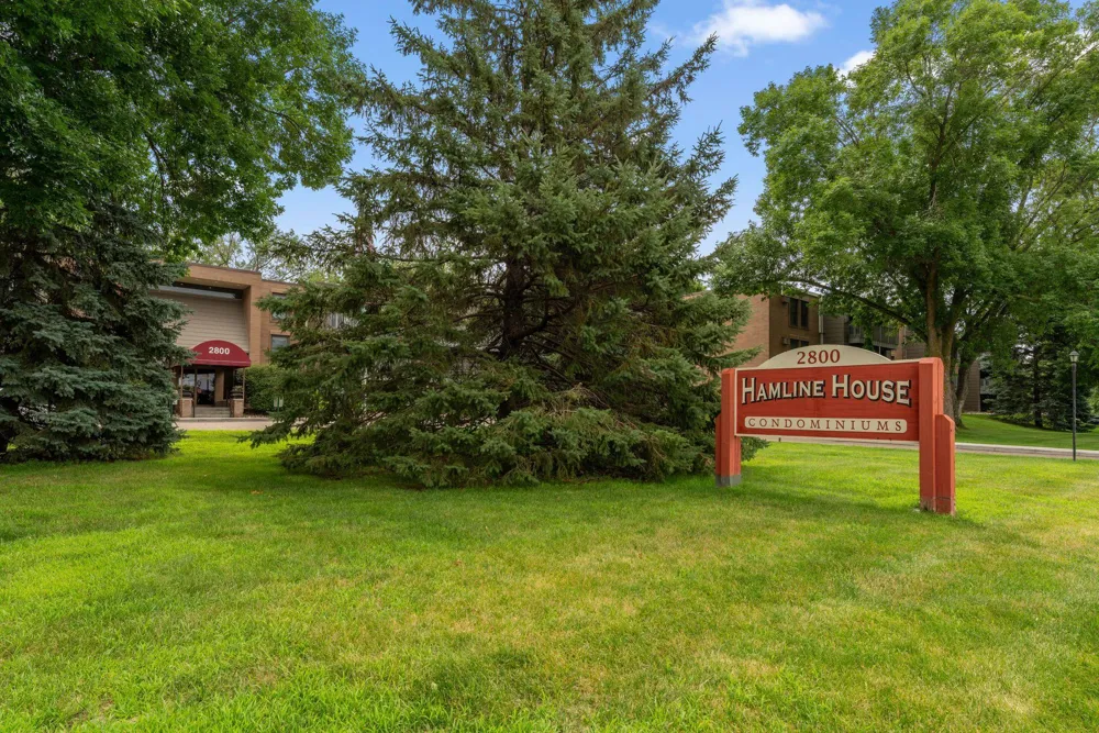 2800 Hamline Avenue #216 Roseville, MN 55113
