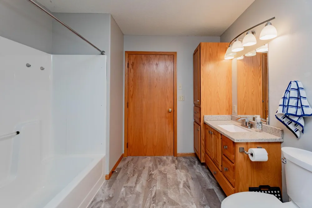 1105 Broadway Street Lisbon, ND 58054