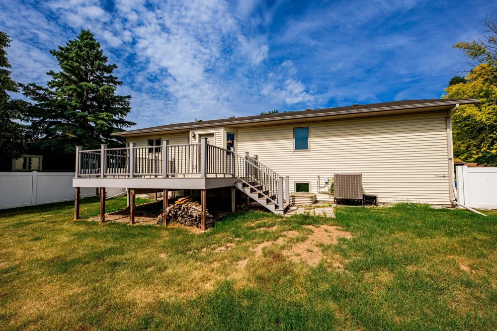 1105 Broadway Street Lisbon, ND 58054