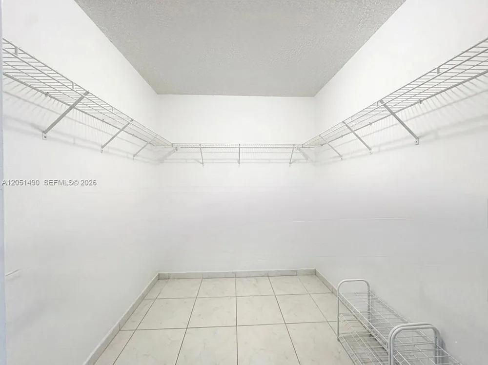 3800 S Ocean Dr #1112A Hollywood, FL 33019