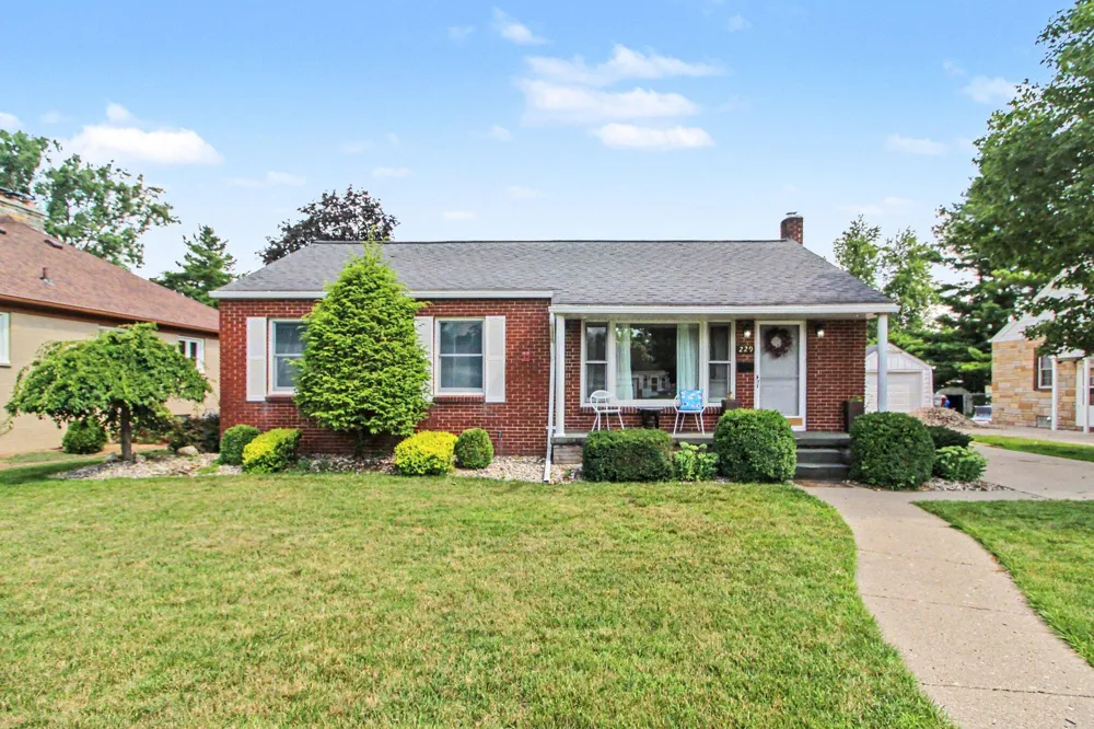 229 Spink Street Milan, MI 48160
