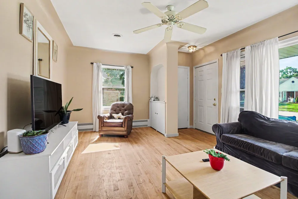 229 Spink Street Milan, MI 48160