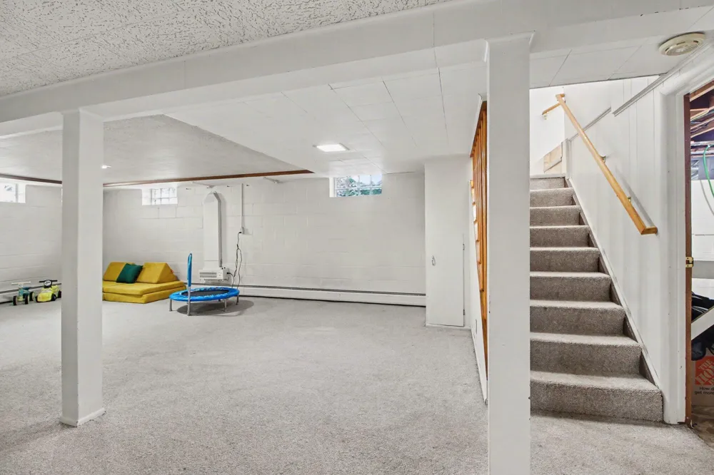 229 Spink Street Milan, MI 48160