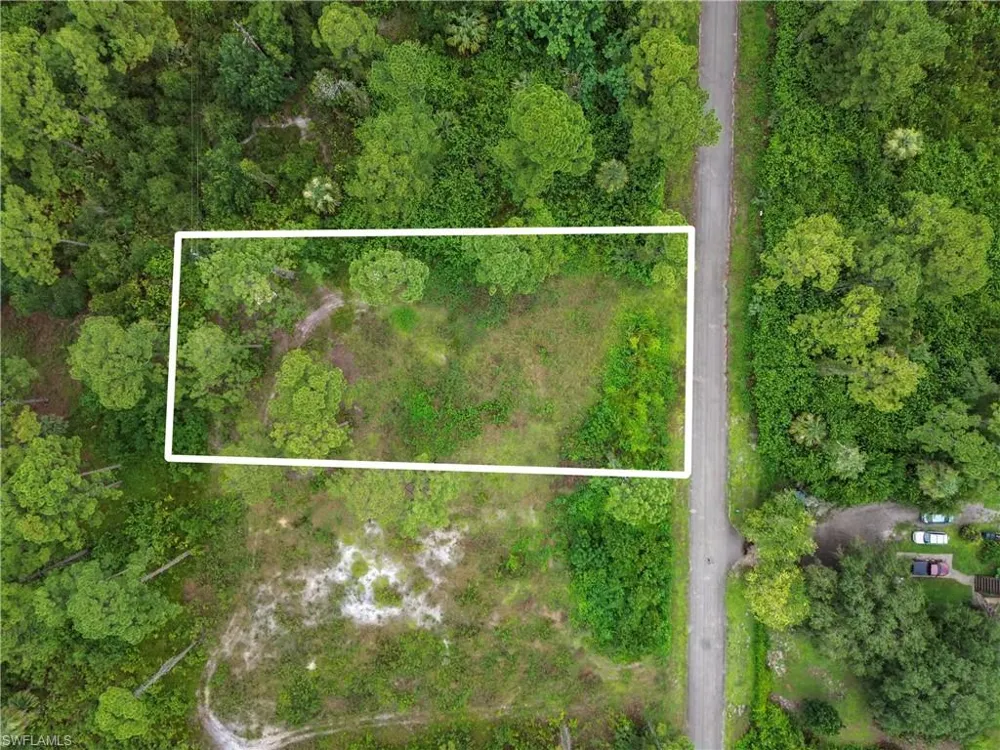 2005 Columbus Avenue Alva, FL 33920