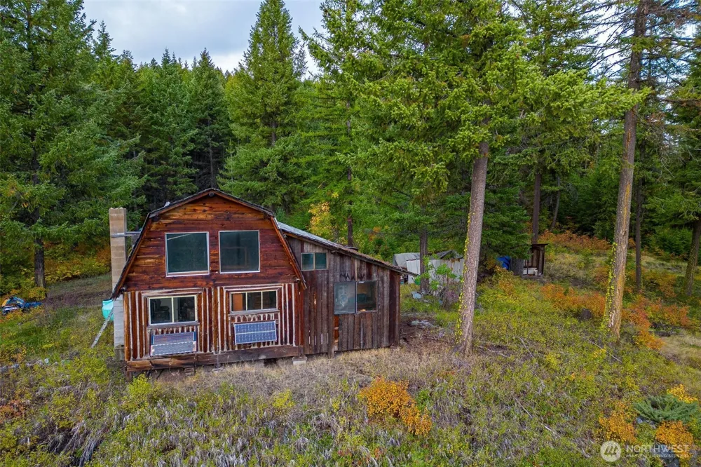 2518 A Bodie Mountain Road Colville, WA 99114