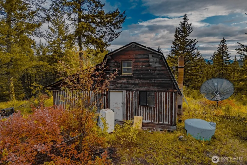 2518 A Bodie Mountain Road Colville, WA 99114