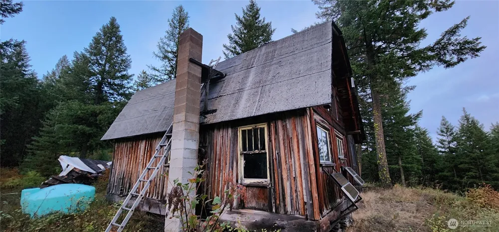2518 A Bodie Mountain Road Colville, WA 99114