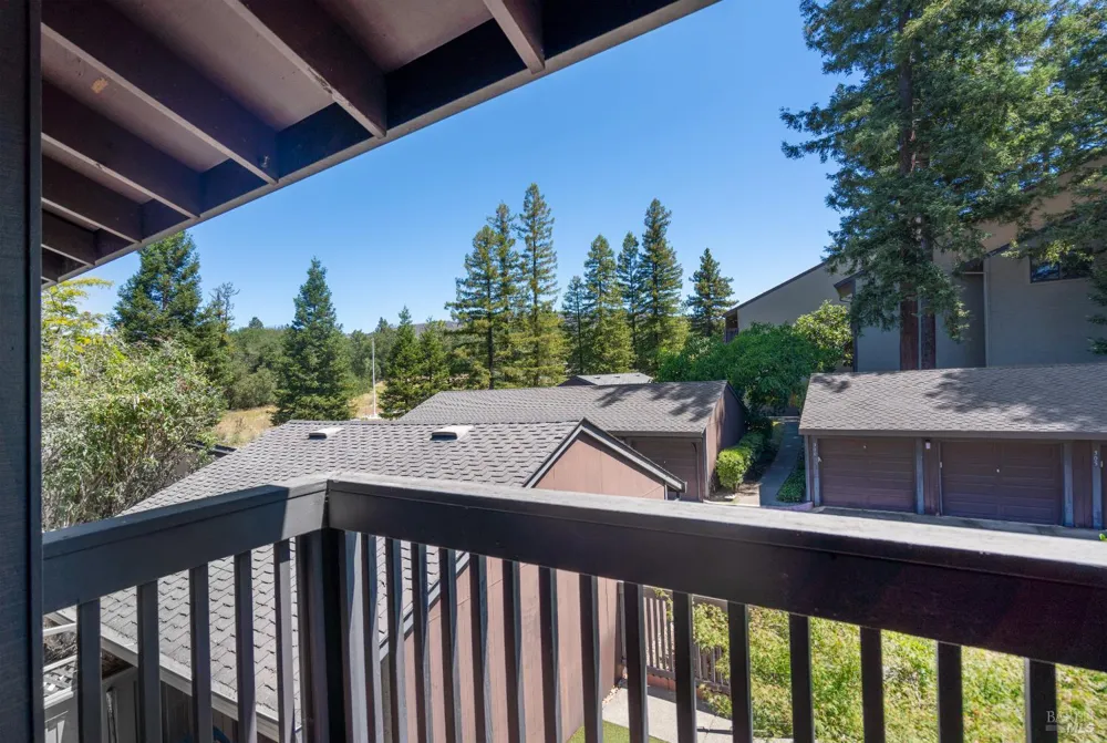 218 Los Alamos Road Santa Rosa, CA 95409