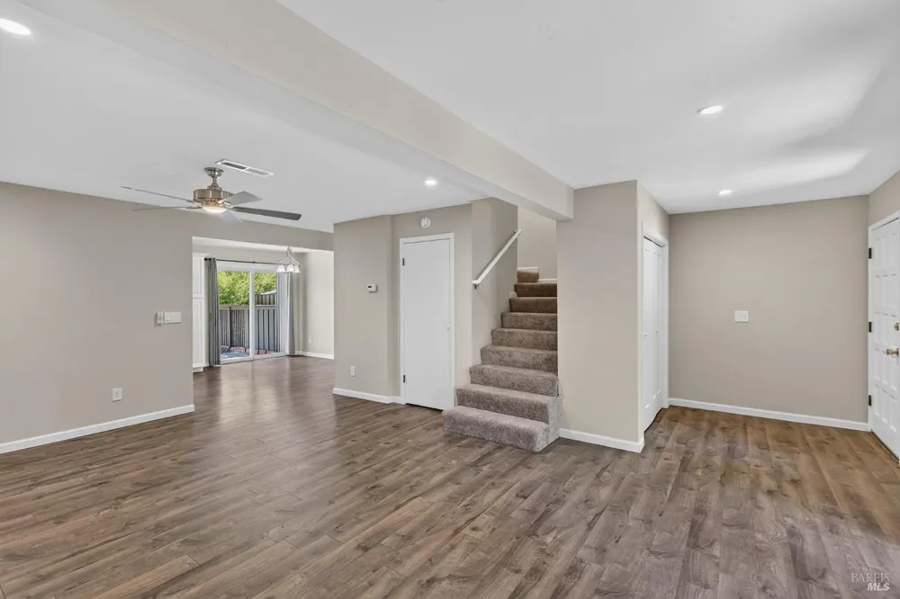 218 Los Alamos Road Santa Rosa, CA 95409