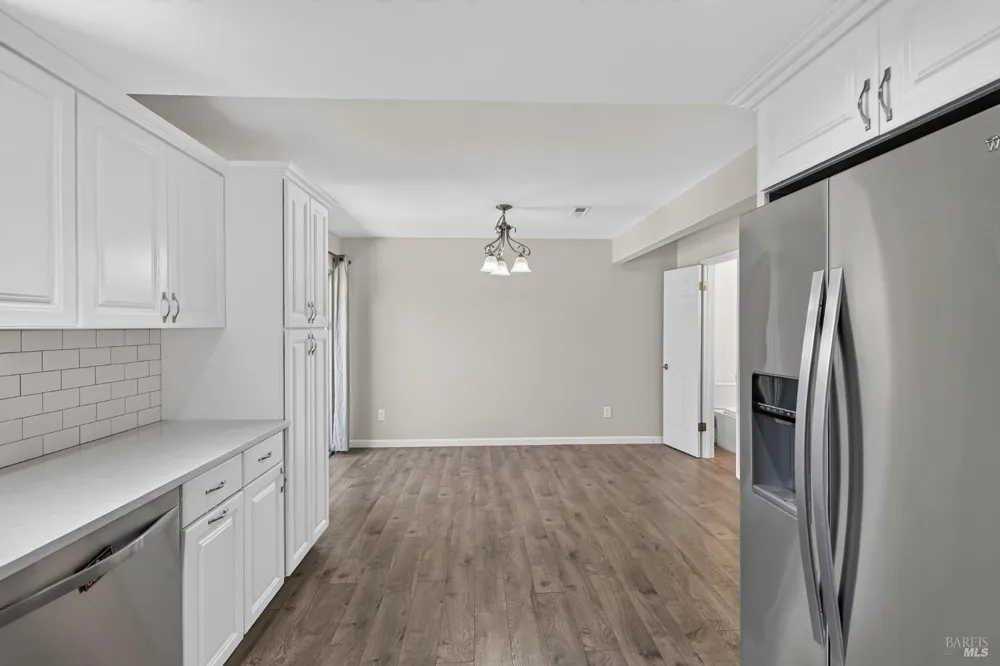 218 Los Alamos Road Santa Rosa, CA 95409