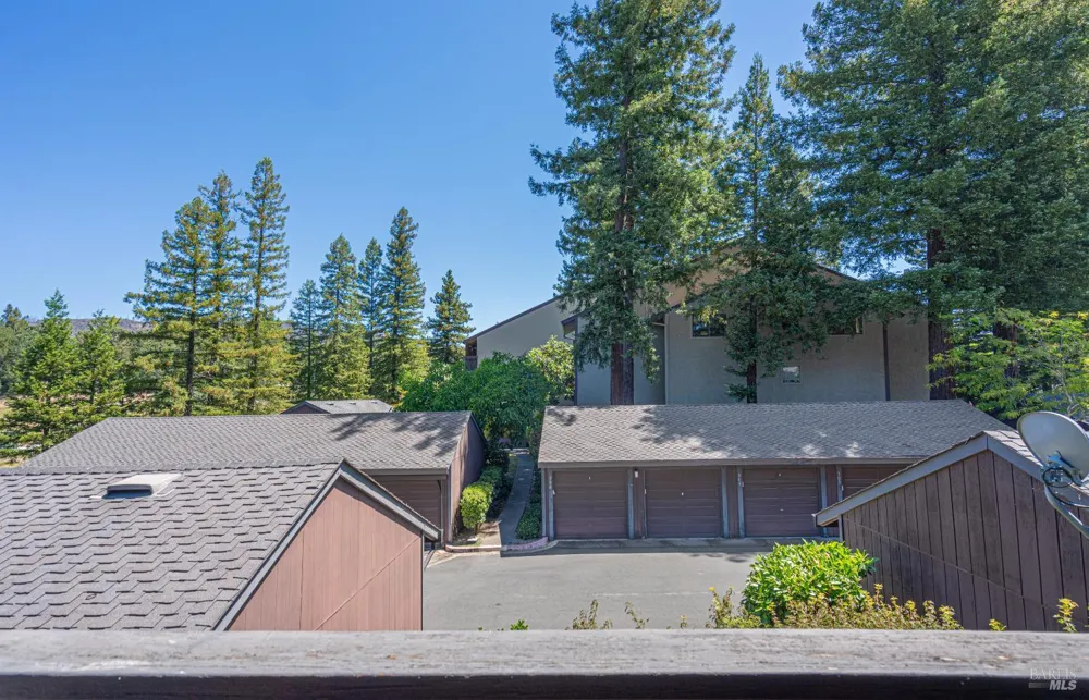218 Los Alamos Road Santa Rosa, CA 95409