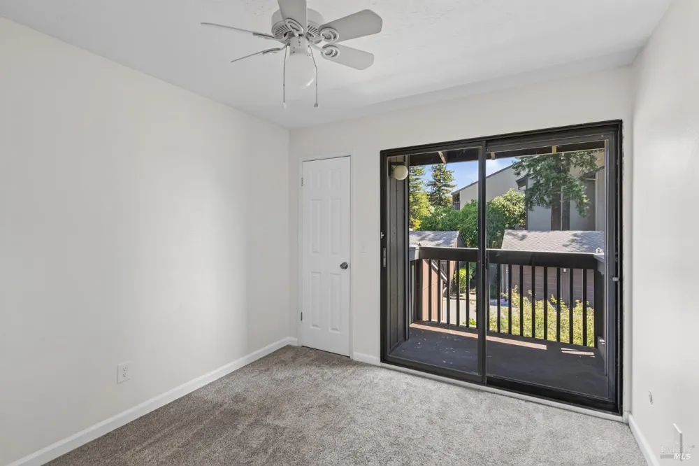 218 Los Alamos Road Santa Rosa, CA 95409