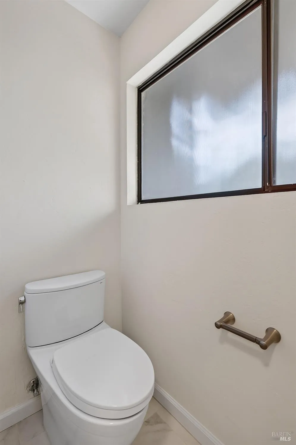 218 Los Alamos Road Santa Rosa, CA 95409