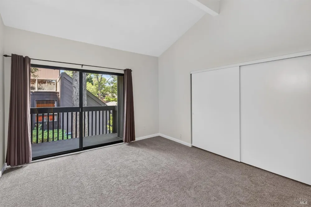 218 Los Alamos Road Santa Rosa, CA 95409