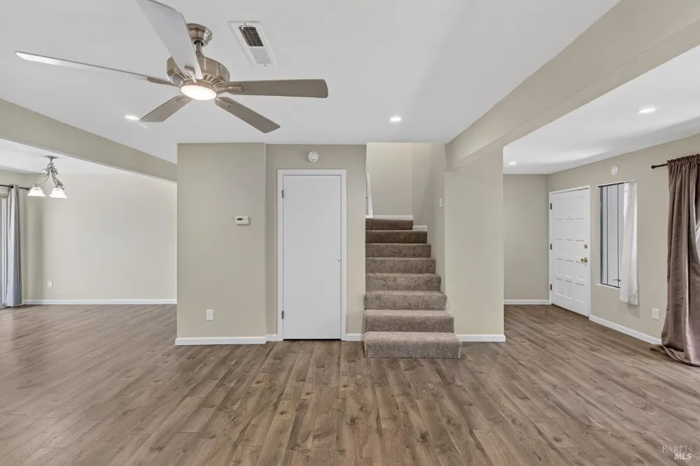 218 Los Alamos Road Santa Rosa, CA 95409