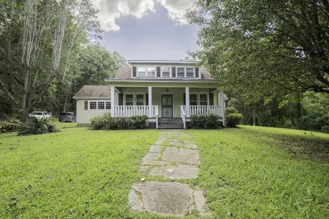 89 Chapman Drive