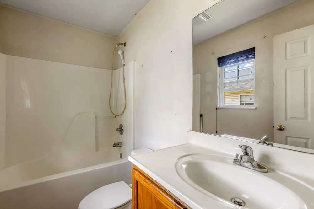 232 W Edison Street Alcoa, TN 37701