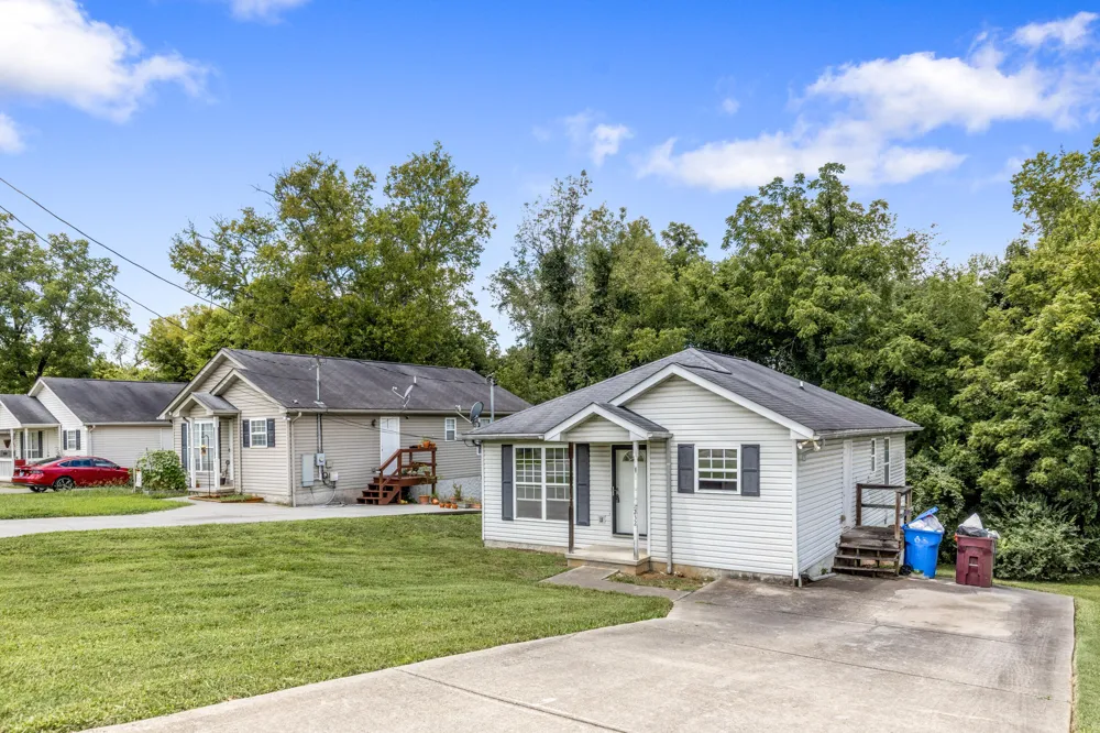 232 W Edison Street Alcoa, TN 37701
