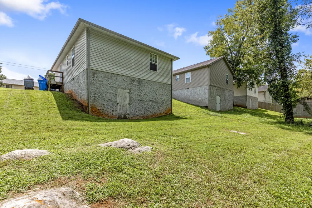 232 W Edison Street Alcoa, TN 37701