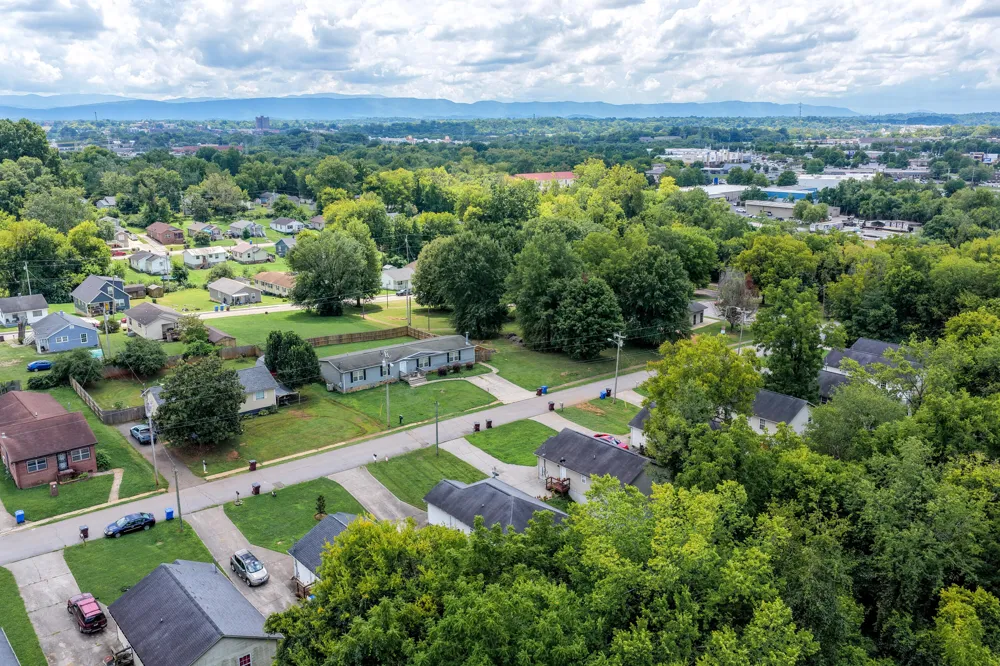 232 W Edison Street Alcoa, TN 37701