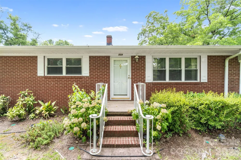 509 Lakeview Drive Wadesboro, NC 28170