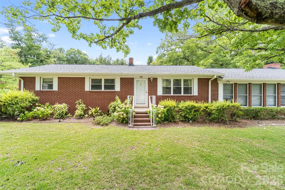 509 Lakeview Drive Wadesboro, NC 28170