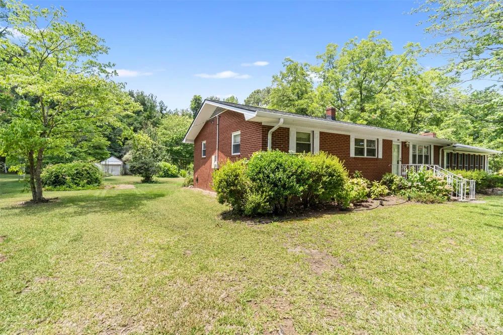 509 Lakeview Drive Wadesboro, NC 28170