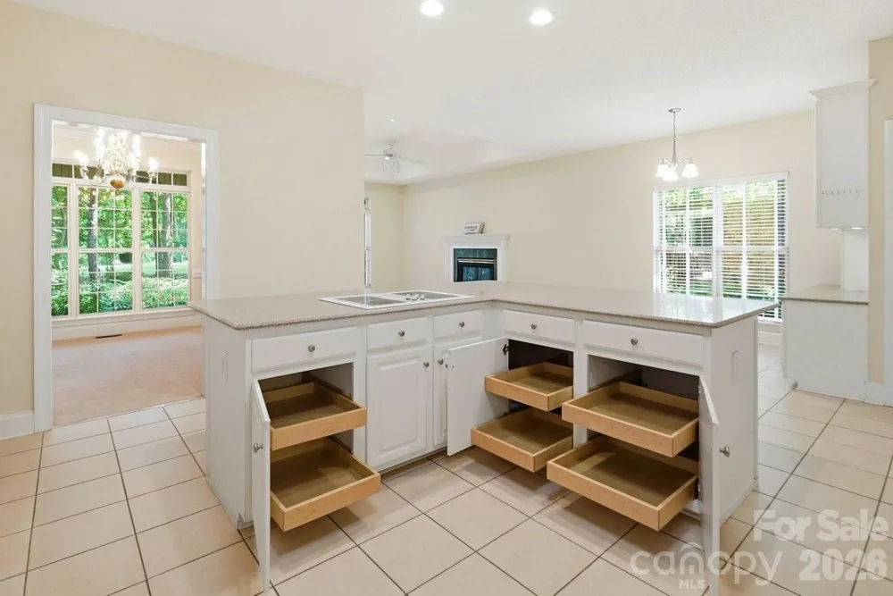 10312 Club Trophy Lane Mint Hill, NC 28227