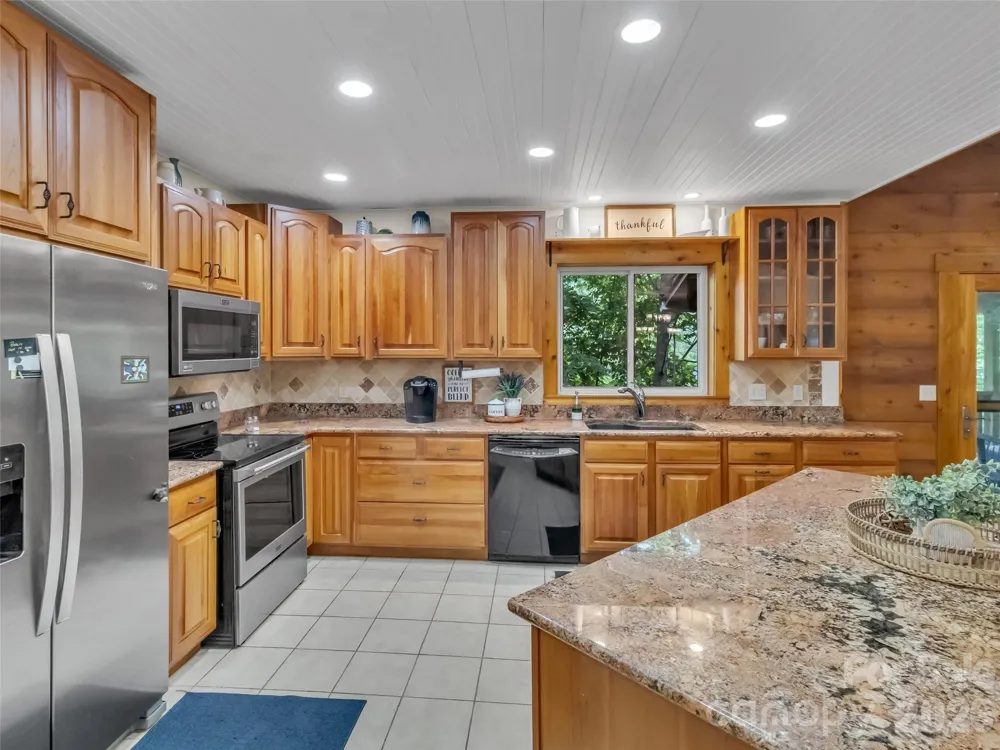 3214 Big Laurel Road Waynesville, NC 28785